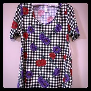 NWT Plaid and flower Flowy T-shirt